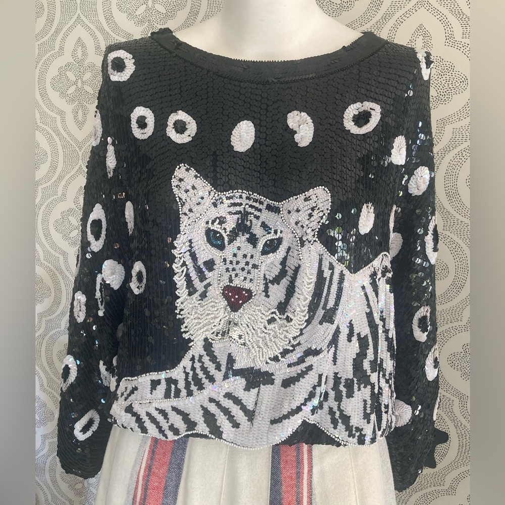 Vintage couture Lilie Rubin white tiger beaded top. One size.